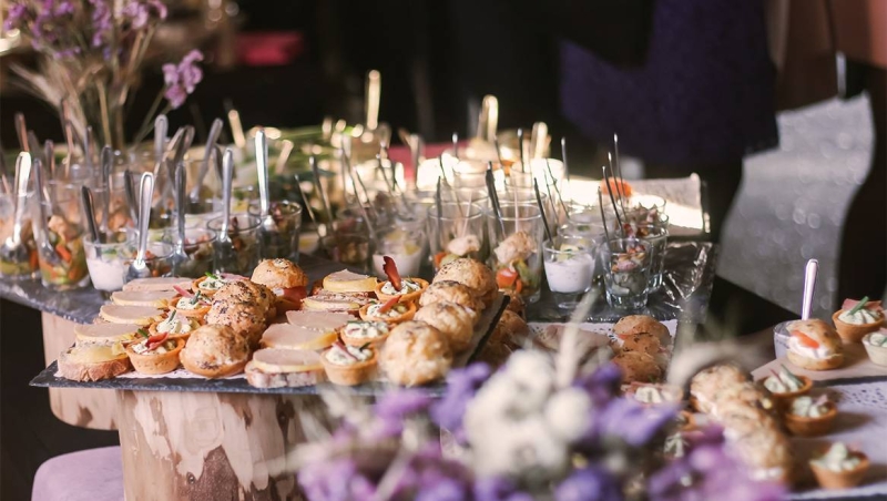 Traiteur - Restaurant A 4 Mains - Traiteur Vienne - bon restaurant SALAISE-SUR-SANNE